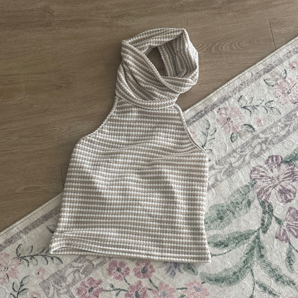 Sleeveless Mock Neck Knit Top - Cream & White